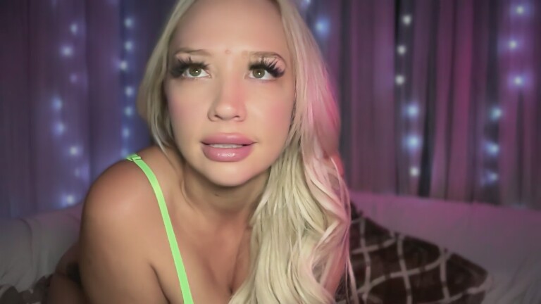 Sabrina_xx's Streamate show and profile