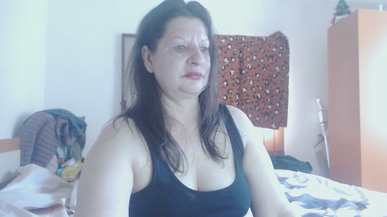 ExtasyMature's Streamate show and profile