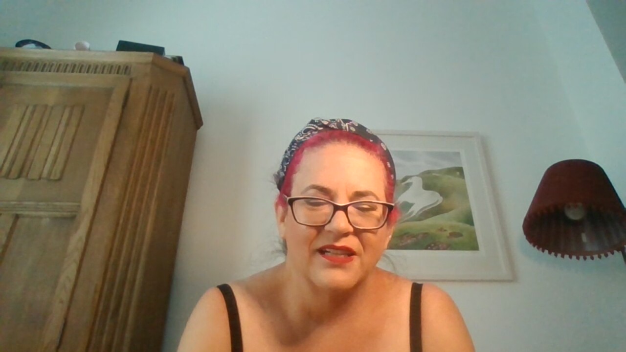 KinkyCorina