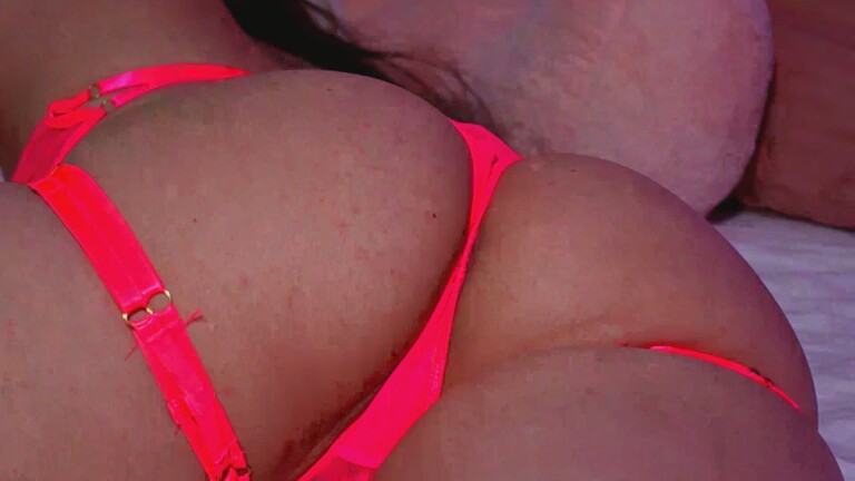 LucyLexton's Streamate show and profile