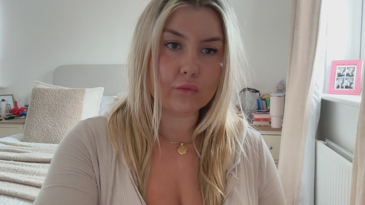 PeachyPolUK