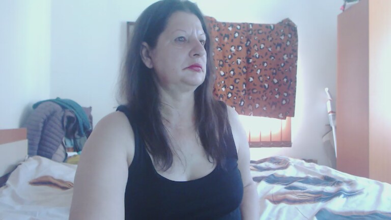 ExtasyMature's Streamate show and profile