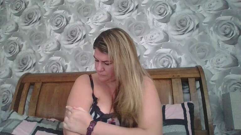 BabyCakesUK's Streamate show and profile